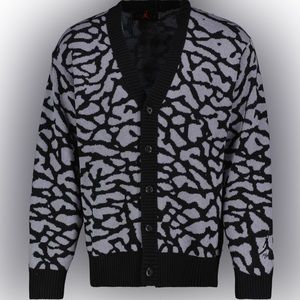 JORDAN FLIGHT HERITAGE
SKU: DV7573-010 Large